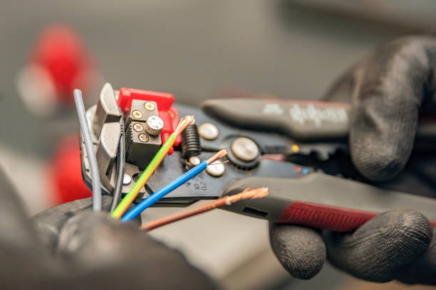 Best Licensed Electrician  in New Town, ND